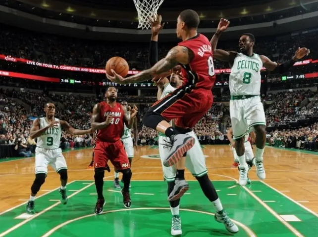 梦幻对决！迈阿密热火VS波士顿凯尔特人，NBA超级大战点燃全球篮球狂热