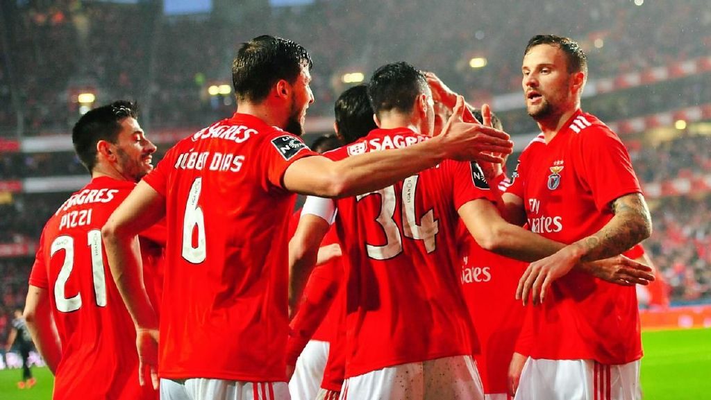 本菲卡：欧冠逆袭风暴中的坚韧之翼